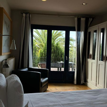 Hotel Trias Palamos Exterior photo